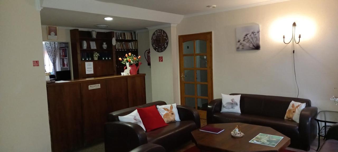 Hotel Sikfokut Noszvaj Εξωτερικό φωτογραφία