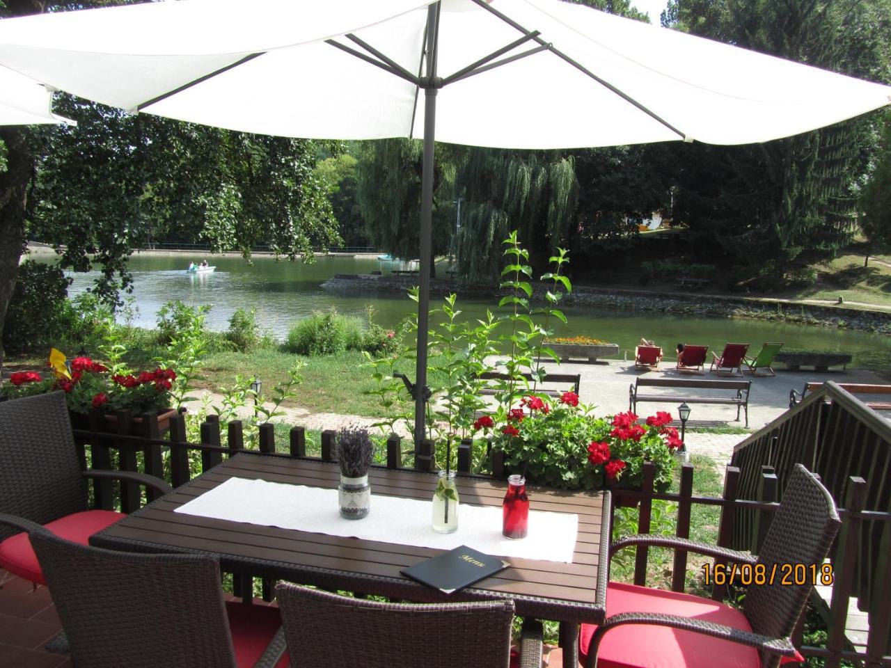 Hotel Sikfokut Noszvaj Εξωτερικό φωτογραφία